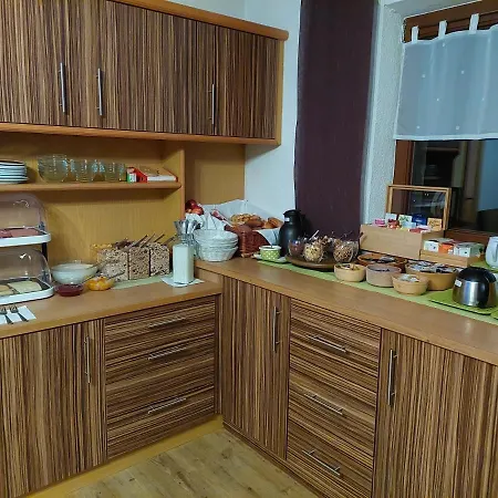 Frühstückspension Haus Felsneck 3*
