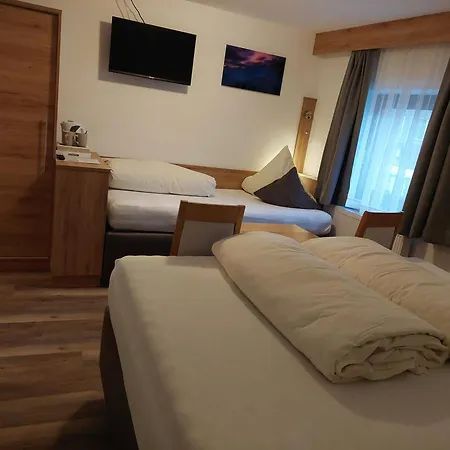 Oda ve Kahvaltı Haus Felsneck Sölden