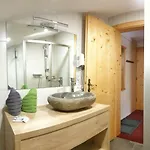 Haus Felsneck 3*