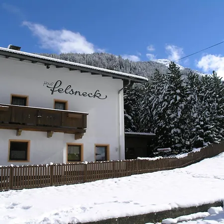 Alojamento de Acomodação e Pequeno-almoço Haus Felsneck 3*