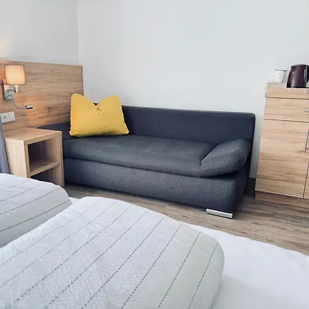Haus Felsneck فندق مبيت وإفطار